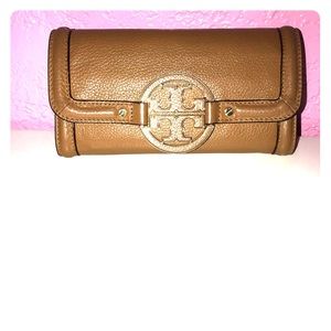 Used Tory Burch wallet